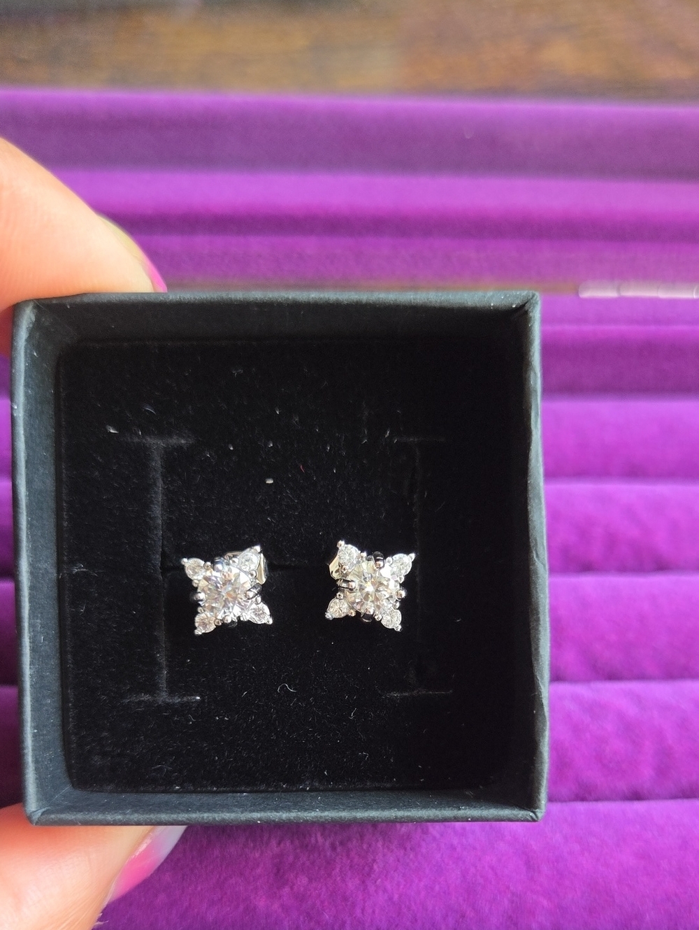 Sparkling Moissanite Stud Earrings - Silver Tone